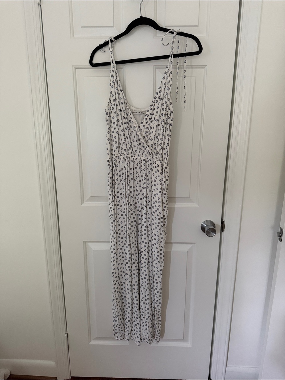 Abercrombie & Fitch White Floral Tie-Shoulder Jumpsuit